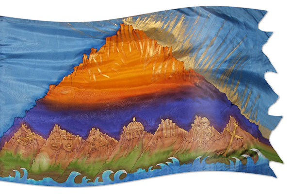 El diseño ‘El reino - siete montañas’ en seda artesanal